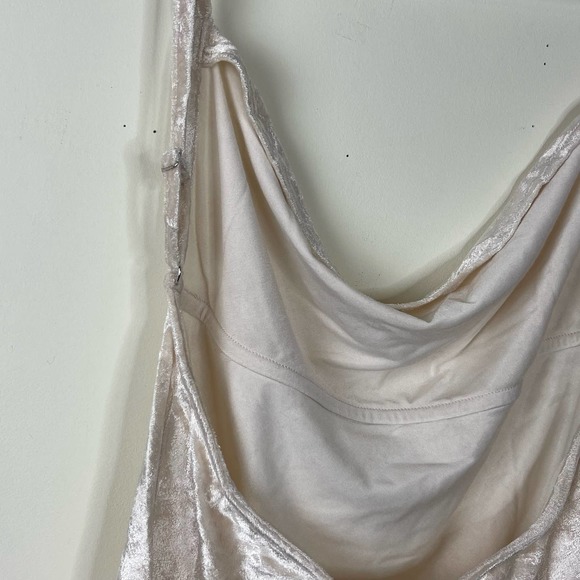 Free People Ivory Champagne All Night Velvet Tunic Camisole NWT Size Small - Picture 5 of 8